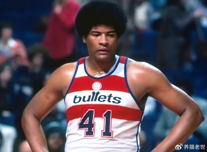 MK体育官方网站-NBA历史上一共有38位球员拿下过MVP？最具含金量的10个该怎么排？|张伯伦|尼古拉-约基奇|篮板|联盟|赛季_新浪体育_新浪新闻